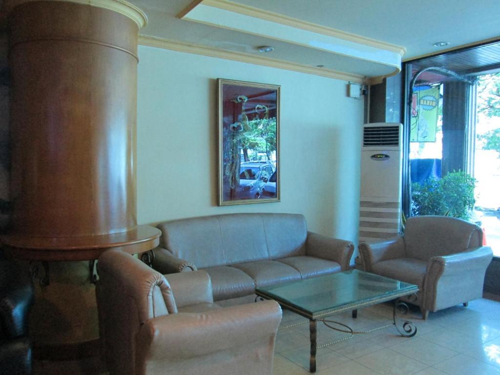 Buana Lestari Hotel Balikpapan  Exteriér fotografie